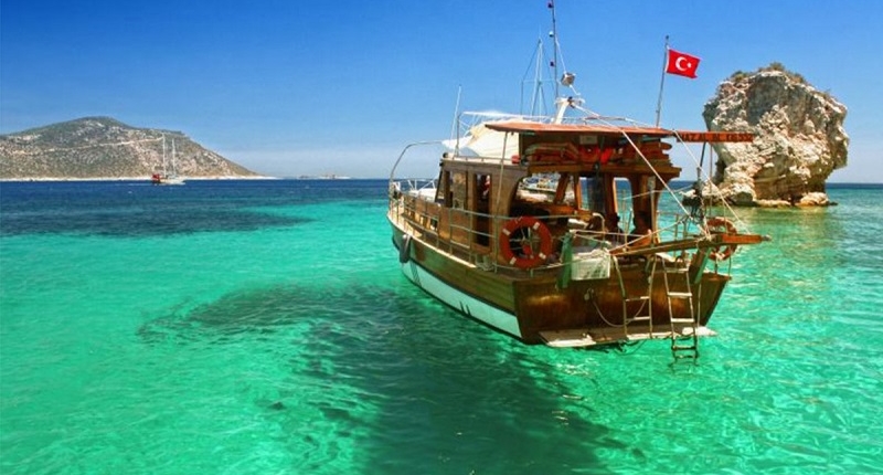 أنطاليا التركية.. الوجهة الأمثل للجولات التاريخية والترفيه البحري